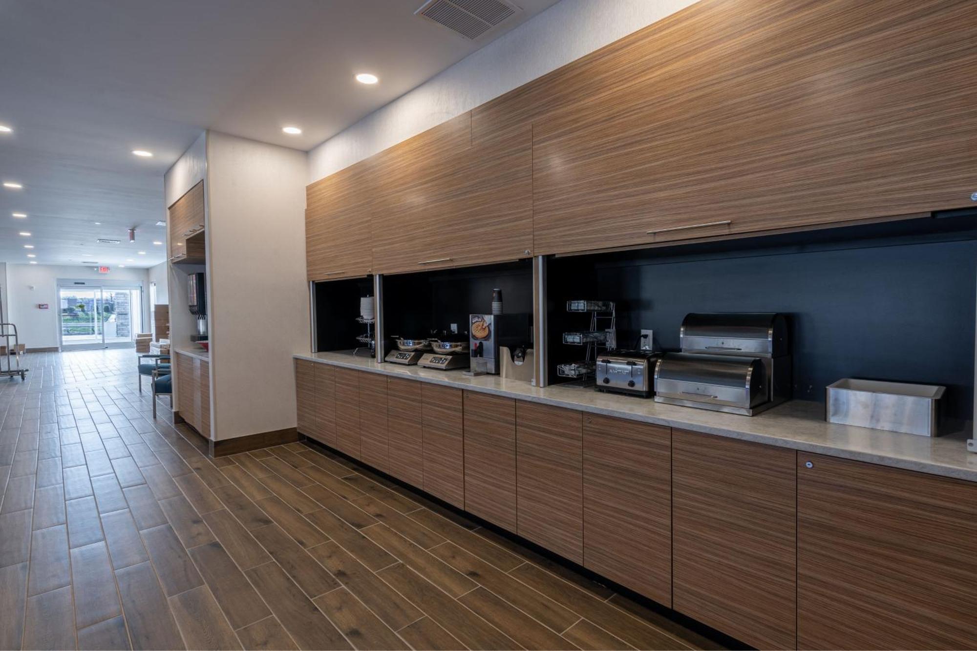 Towneplace Suites By Marriott Clinton Luaran gambar