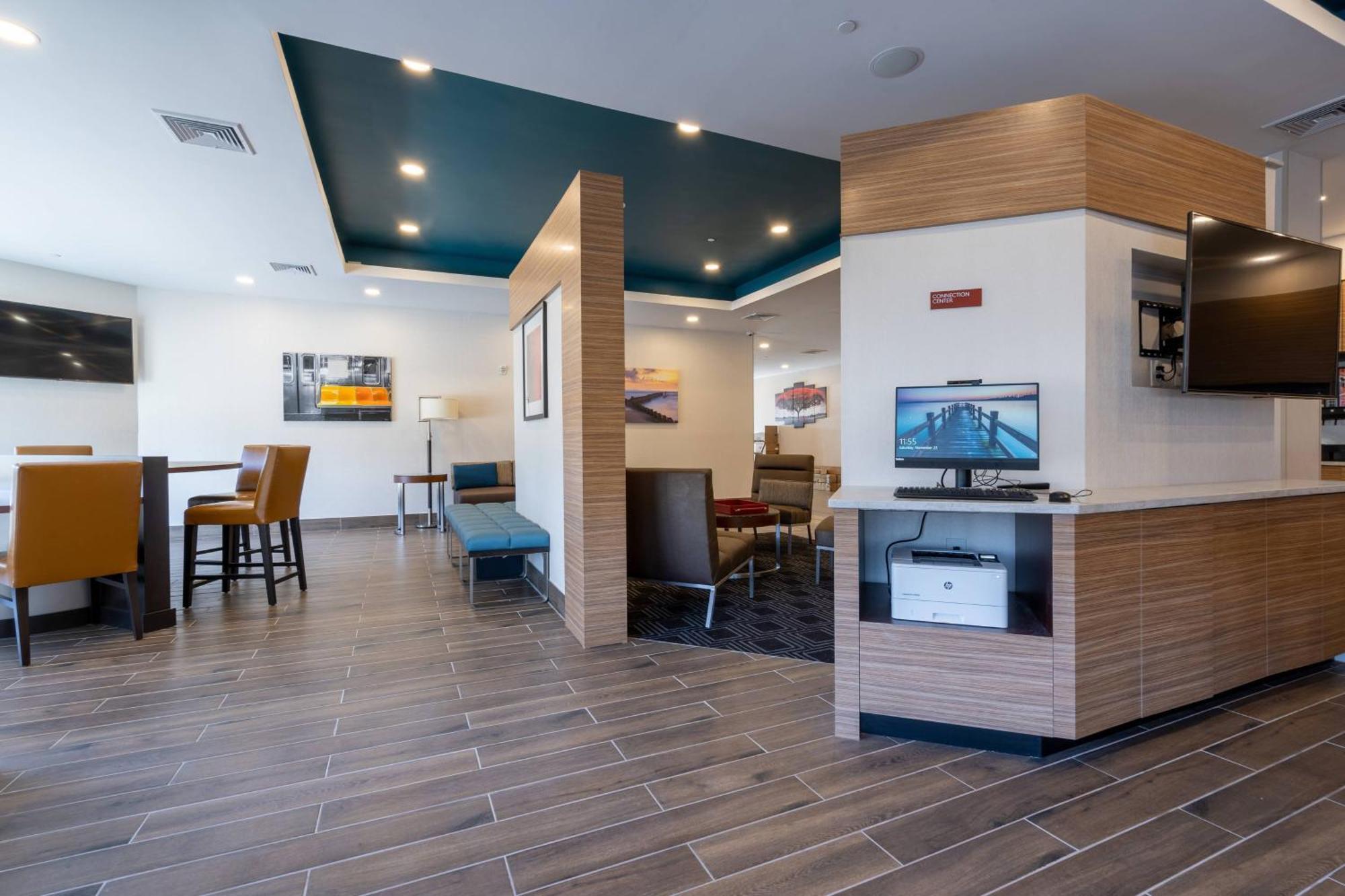 Towneplace Suites By Marriott Clinton Luaran gambar