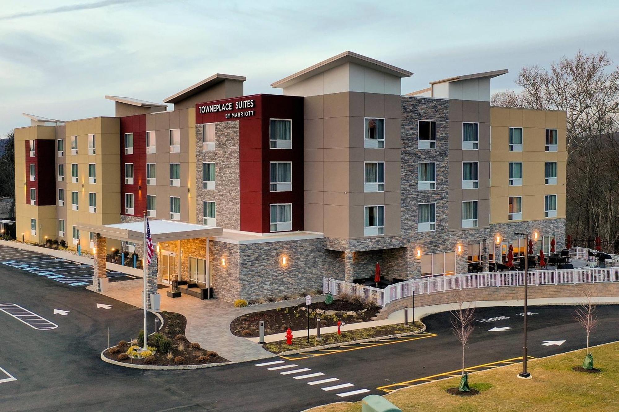 Towneplace Suites By Marriott Clinton Luaran gambar