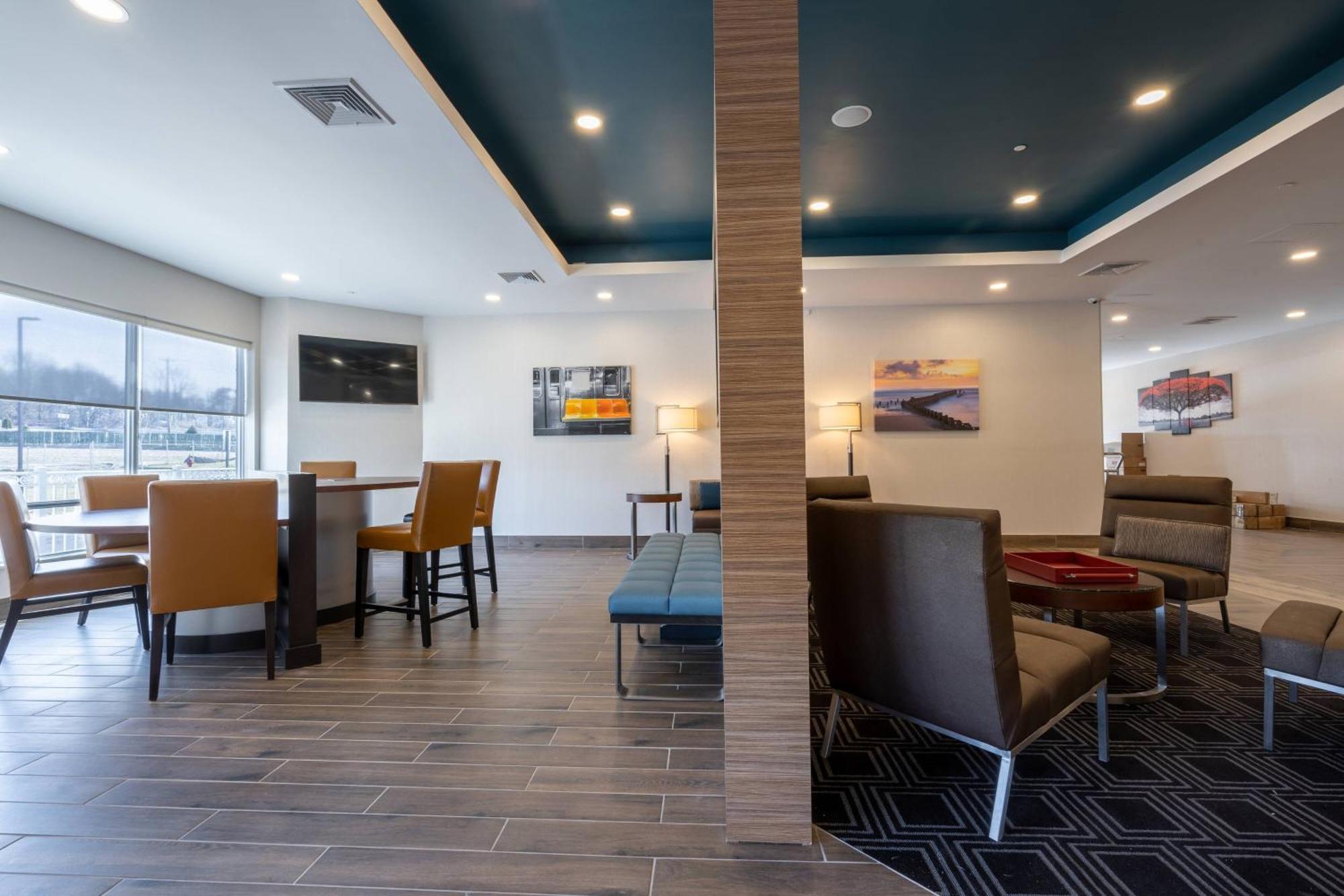 Towneplace Suites By Marriott Clinton Luaran gambar